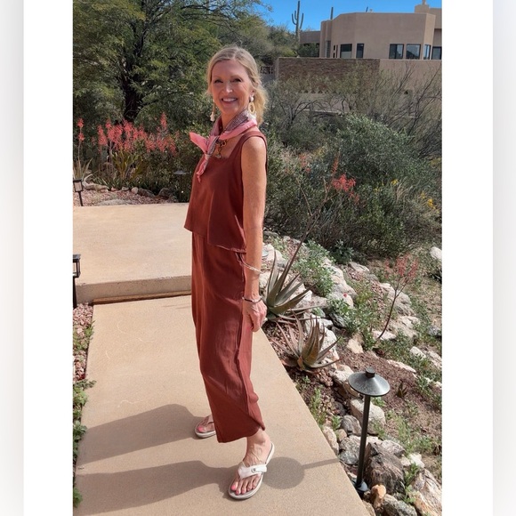 NWT 2PC BROWN TOP & PANT SET-S - Picture 9 of 17